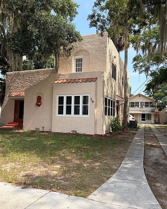 1st image of 19 W PENDLETON AVENUE