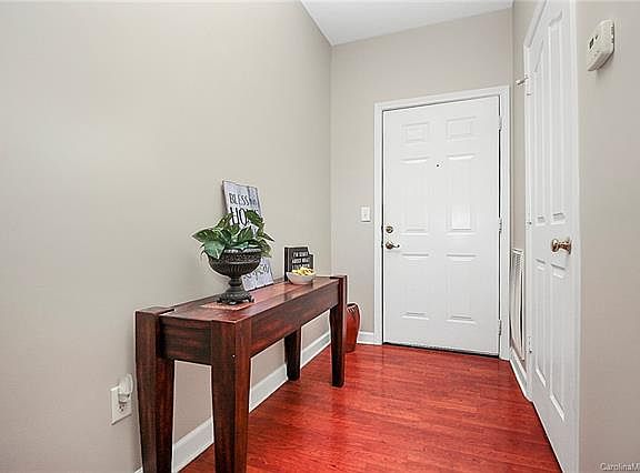 5th image of 10734 Hill Point Ct #10734