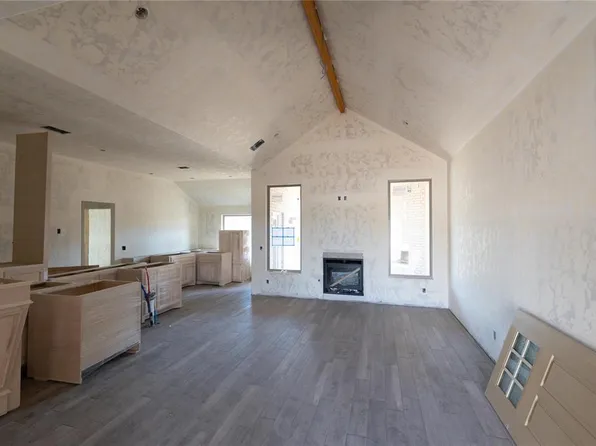 9316 NW 119th St, Yukon, OK 73099
