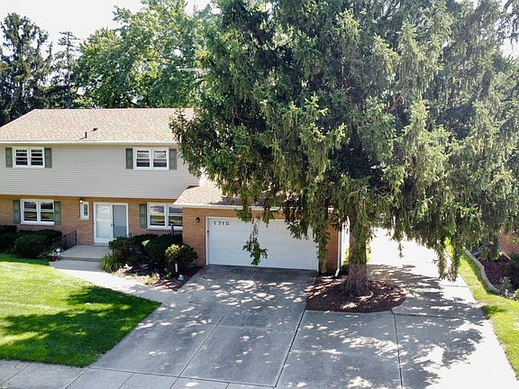 3rd image of 1715 Lily St