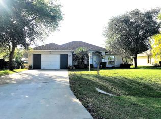 156 S Wimbrow Dr, Sebastian, FL 32958
