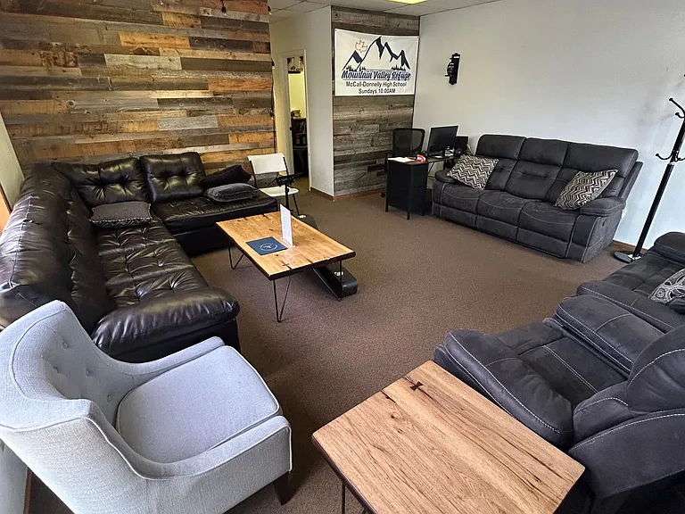 502 N 3rd St #6 — Photo 6