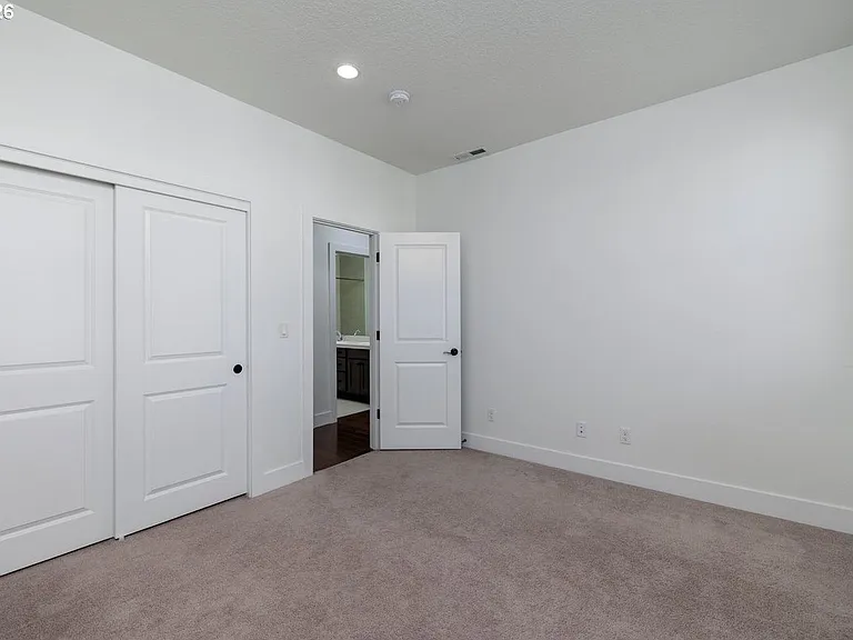 2751 Dahlia Dr — Photo 34
