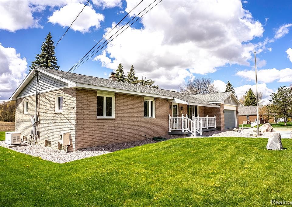 4330 Van Vleet Rd, Swartz Creek, MI 48473 MLS 20230032940 Zillow