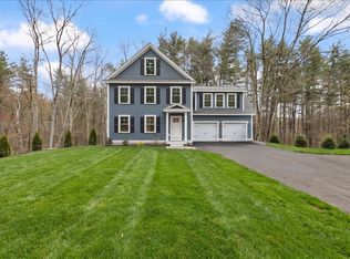 1152 Bridge St, Pelham, NH 03076