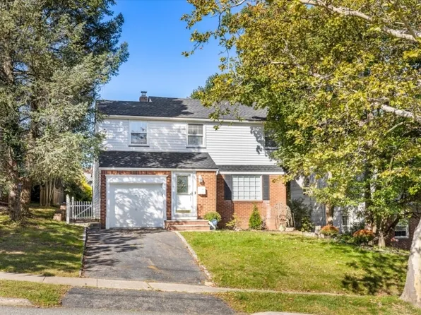 12 Mawal Dr, Cedar Grove Twp., NJ 07009