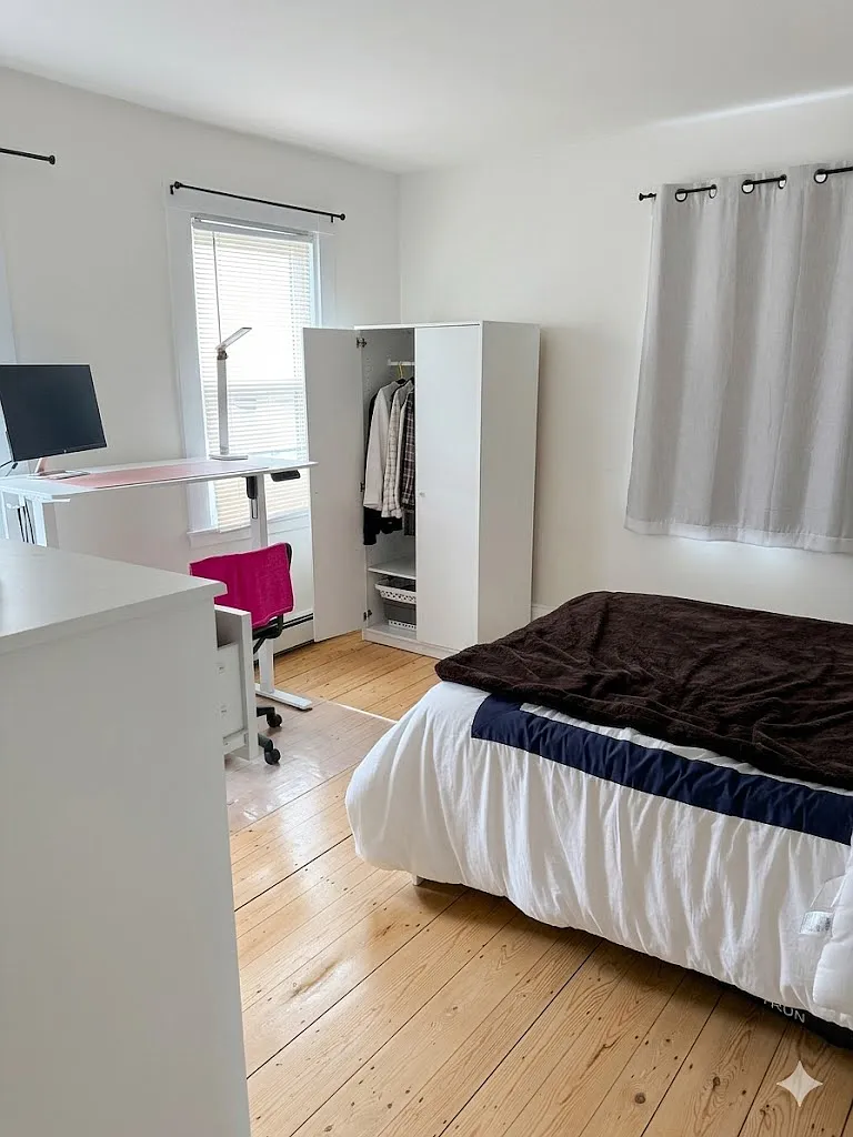 2 bed, 875 sqft, $2,975 — Photo 3