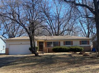 1504 S Barnes Ave, Springfield, MO 65804