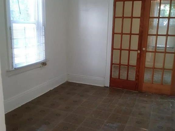 3rd image of 14320 Lakewood Ave APT 1R