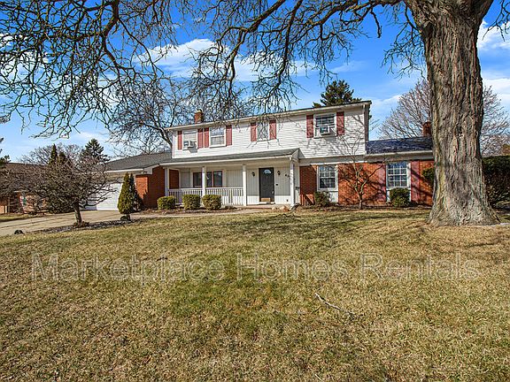 2nd image of 4254 Iverness Ln