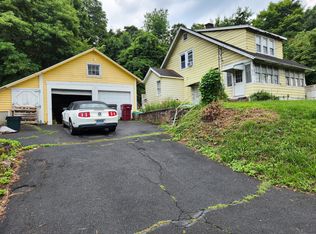 976 New Haven Rd, Naugatuck, CT 06770