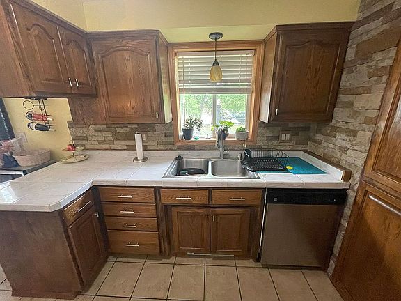 5th image of 2923 Heatherwood Cir S