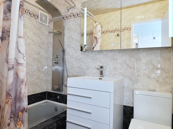 2711 Avenue X image 32 of 39