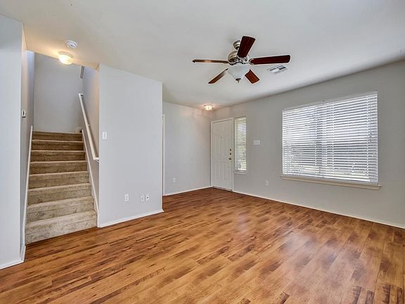 5th image of 1406 Colorado Bend Dr