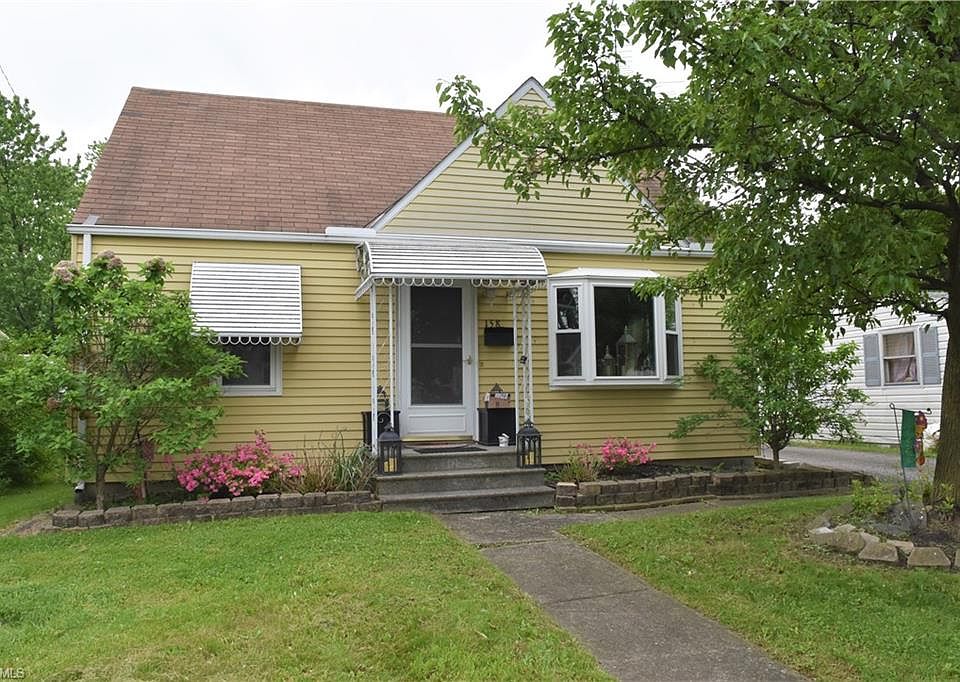 1st image of 158 Fairlawn Ave
