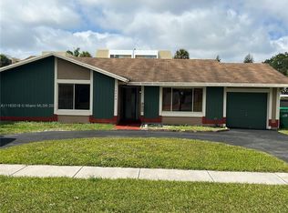 19740 NE 10th Ave #0, Miami, FL 33179