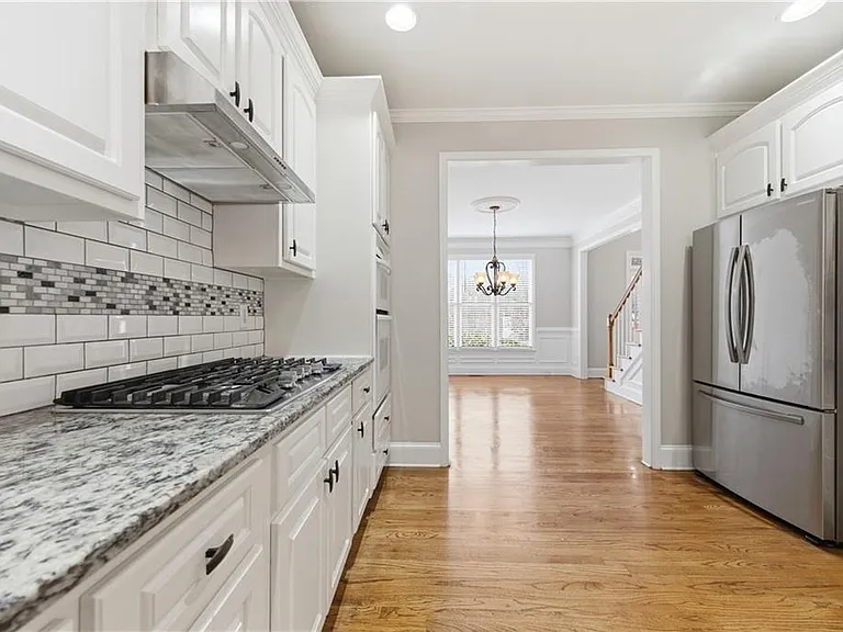 2570 Wood Creek Ct — Photo 19
