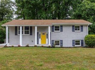 1864 Glen Echo Dr, Decatur, GA 30032