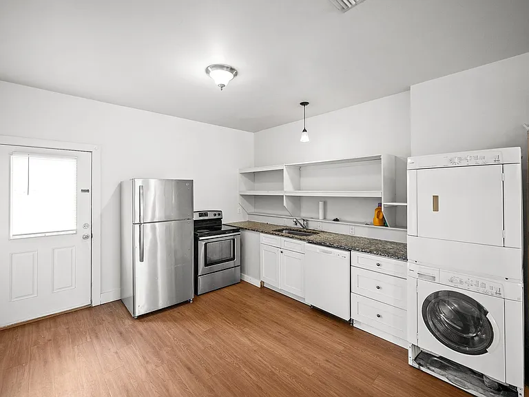 635 E Azalea Ave #A — Photo 9