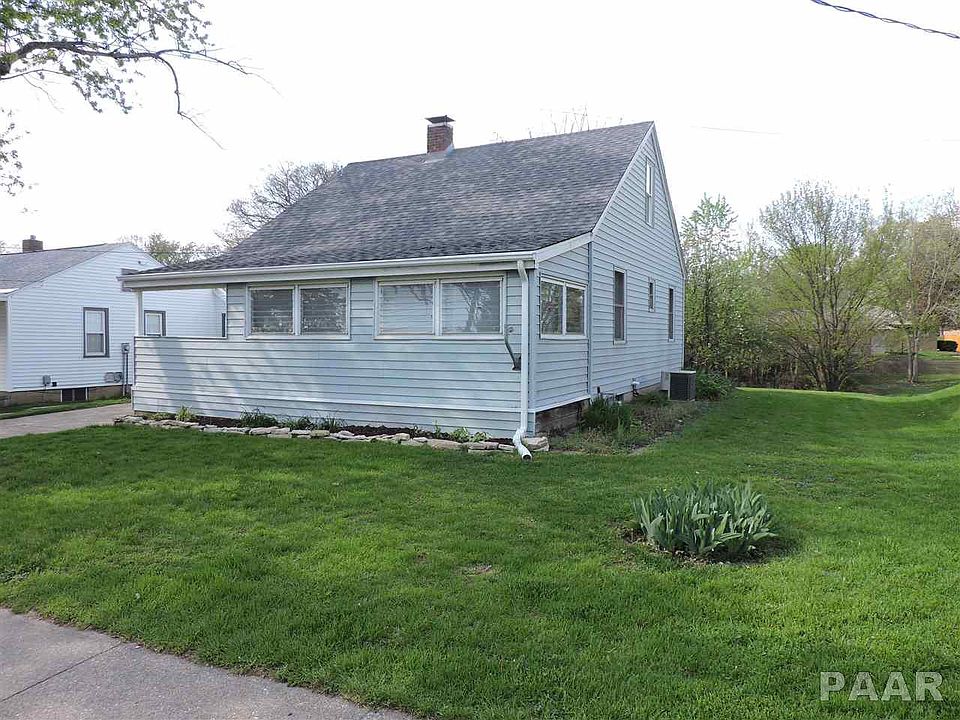 1st image of 1107 W Willow Ln