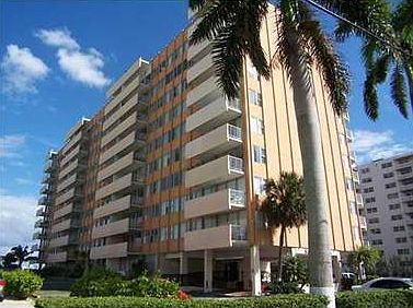 5th image of 7545 E Treasure Dr APT 2C