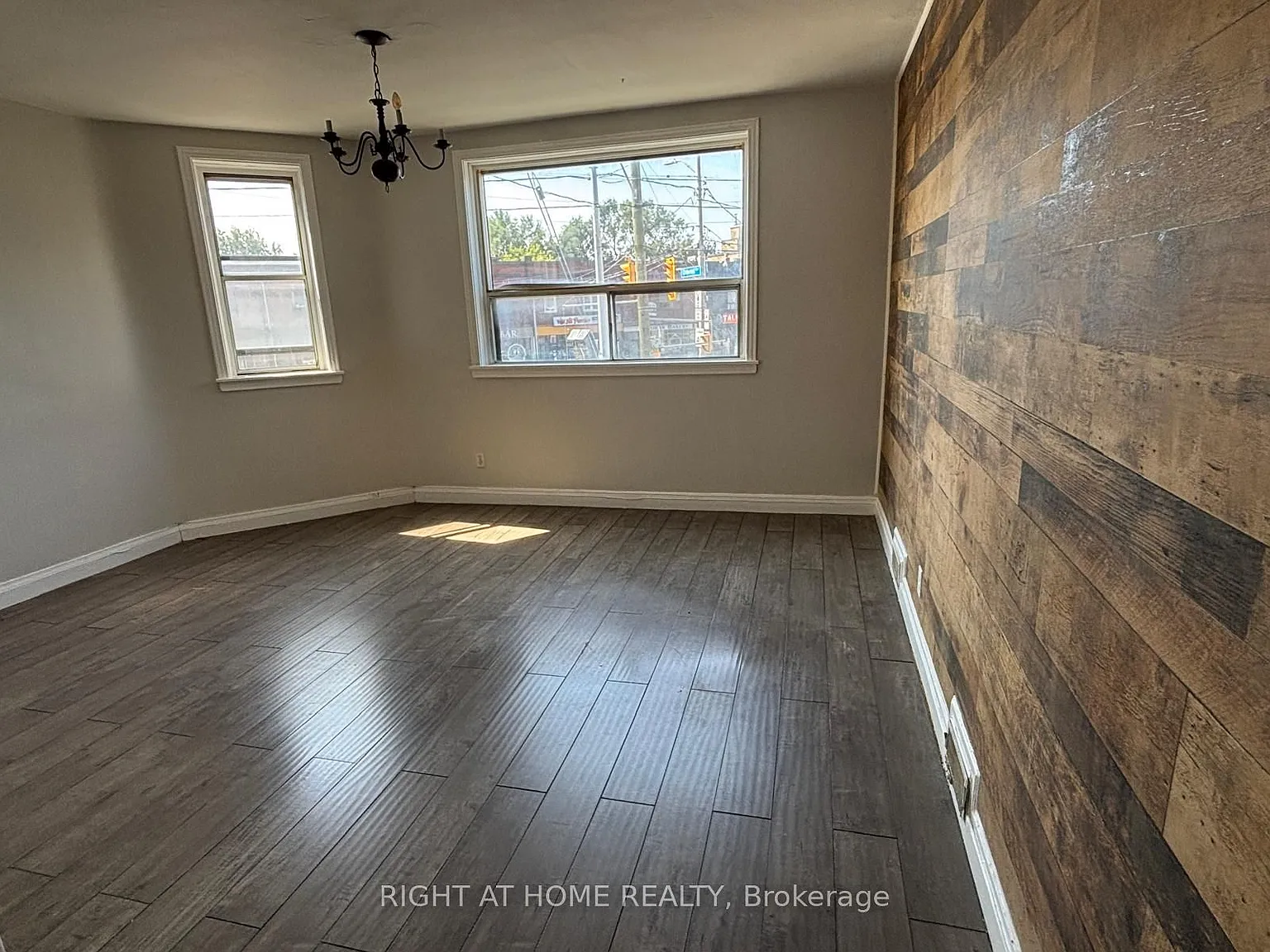 Studio, $1,400 — Photo 1