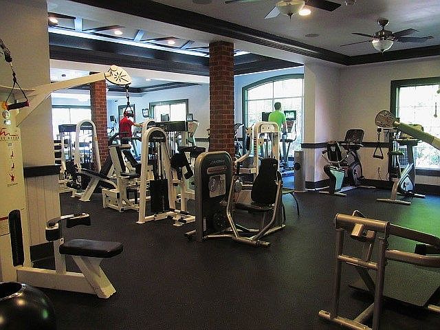 LARGEST FITNESS CENTER 24/7