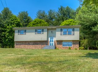 3012 Hi Dr, Kingsport, TN 37663
