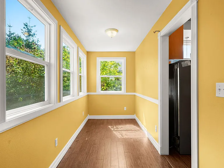 1144 NE Morton St — Photo 11