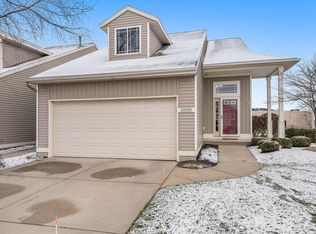 2998 Raspberry Ln, Holland, MI 49424