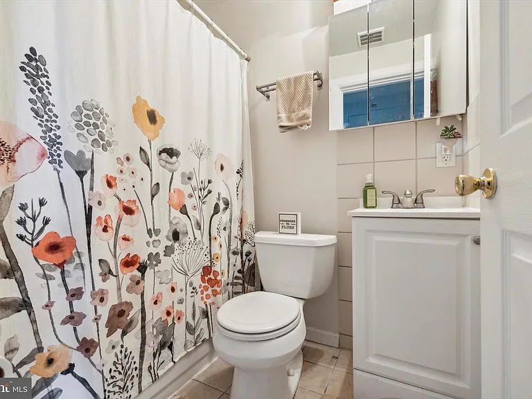 20 S Village Ave #1 — Photo 9