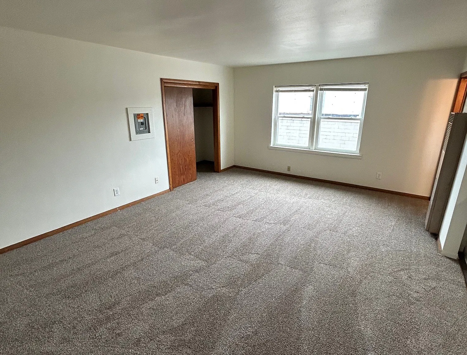Studio, 600 sqft, $875 — Photo 4