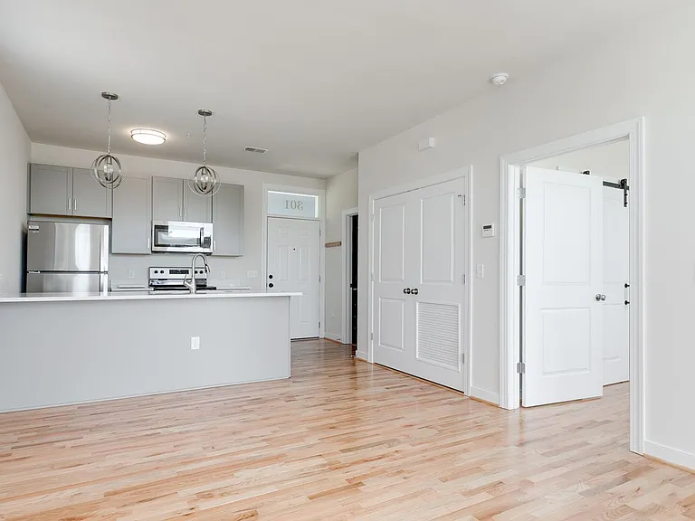 2910 Q St — Photo 19