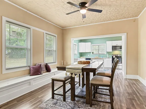 108 E Tyler St, Ennis, TX 75119