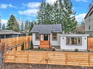 1298 Beach Ave, Marysville, WA