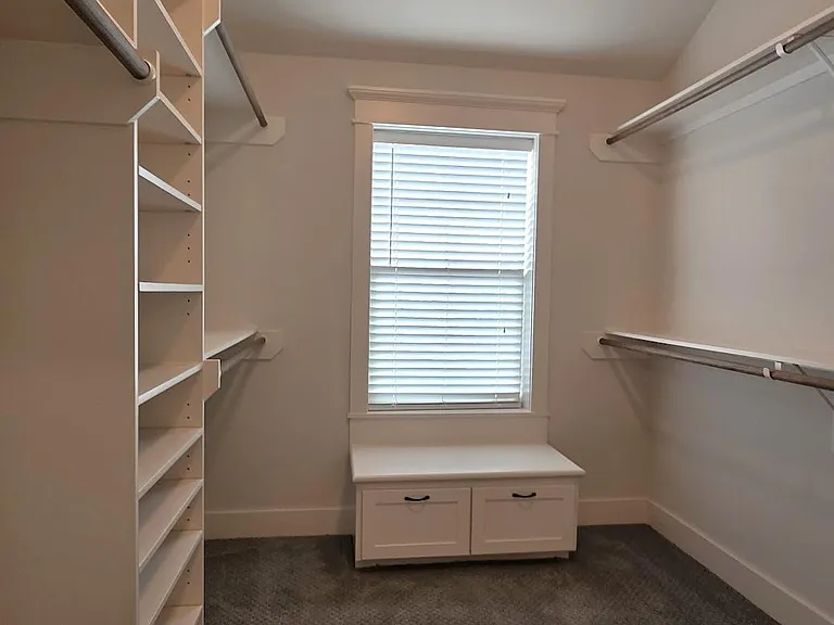 4109 Allen St — Photo 36