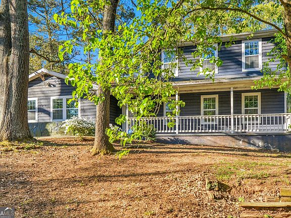 3rd image of 6921 Babbling Brook Dr