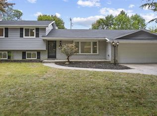 421 S Beech Daly St, Dearborn Heights, MI 48125