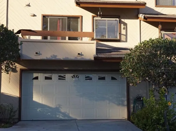 2533 Woodlands Way, Oceanside, CA 92054