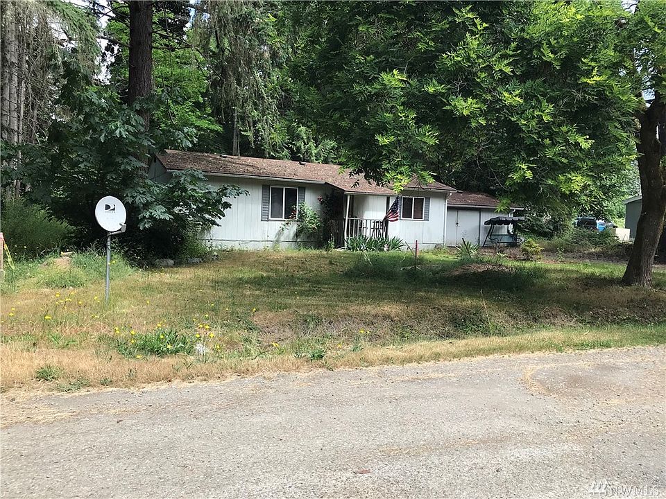 1st image of 6211 156th St NW