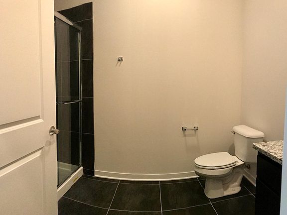 4th image of 3040 N Harlem Ave #100