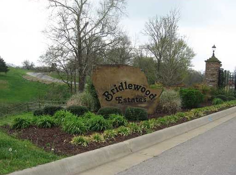 1st image of 4010 N Bridlewood Dr #2304
