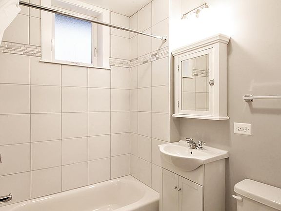 3rd image of 305 S Oak Park Ave #313-3E