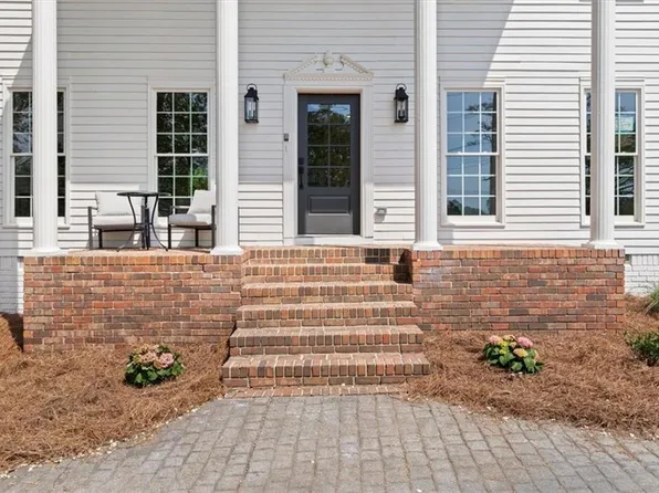 3605 Sewell Mill Rd, Marietta, GA 30062