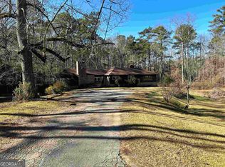 11975 Hutcheson Ferry Rd, Chattahoochee Hills, GA 30268