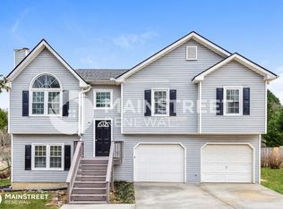 22 Magnolia Ct, Rydal, GA 30171