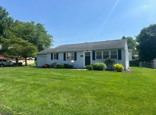 405 Pershing Ave, Phillipsburg, NJ 08865