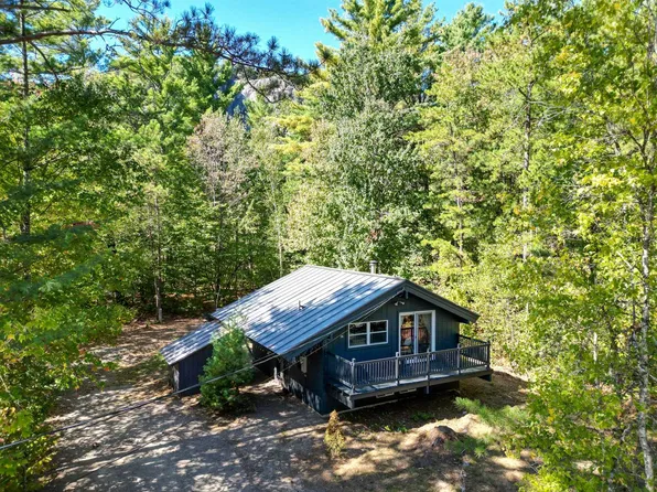 30 Sanctuary Road, Conway, NH 03860