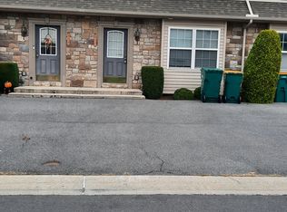 317 Antilles Ct, Mechanicsburg, PA 17050