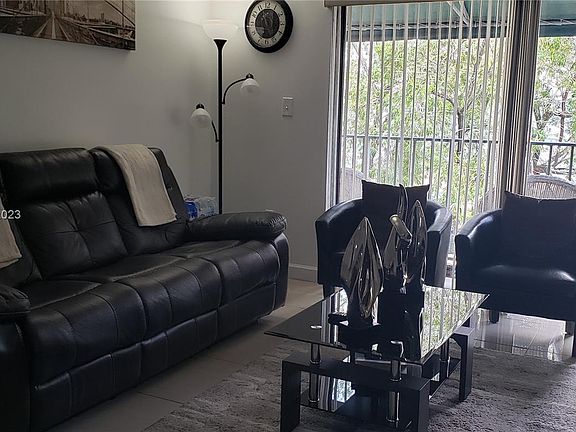 5th image of 7407 SW 152nd Ave #4-202